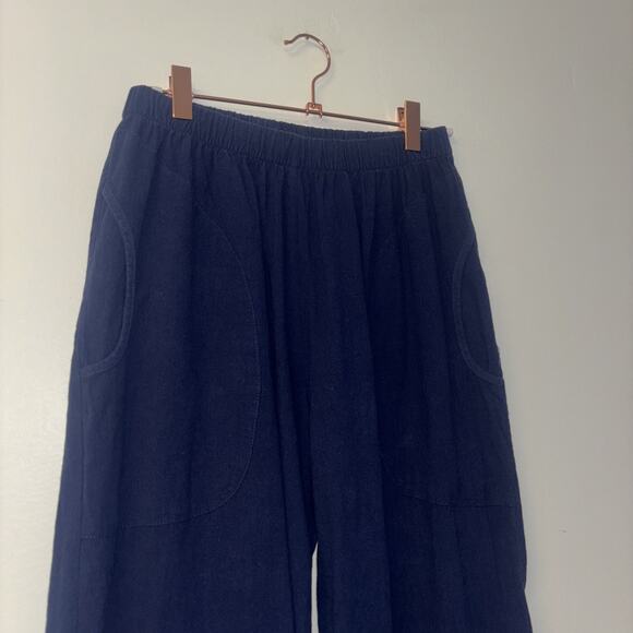Women’s Sz Medium Linen Pants Navy Blue Pockets Stretchy Waist Cotton Beachy - Picture 2 of 9